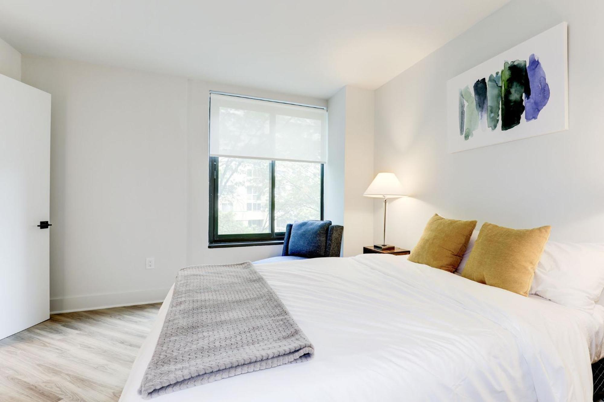 2Br Executive Apartment With Spacious Layout Arlington Ngoại thất bức ảnh