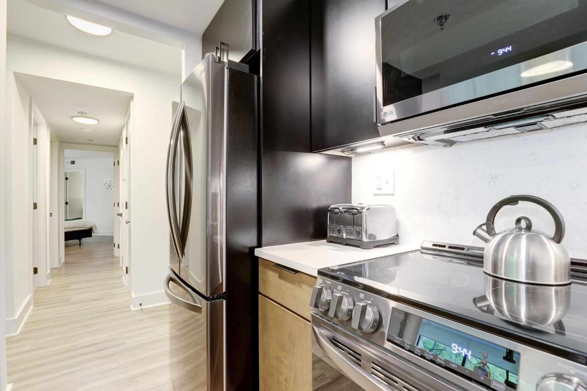 2Br Executive Apartment With Spacious Layout Arlington Ngoại thất bức ảnh